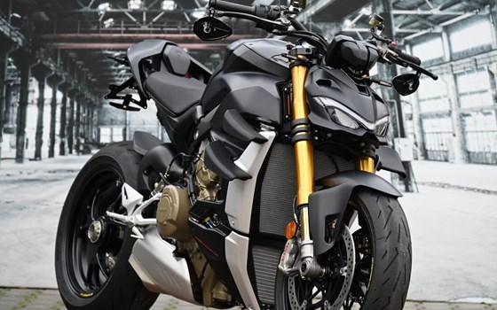 Gebrauchtmotorrad Ducati Streetfighter V4 S - Bild 4