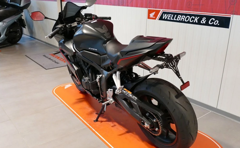 Angebot Honda CBR650R Bild 6: Angebot Honda CBR650R