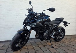 Neumotorrad Suzuki GSX-8S