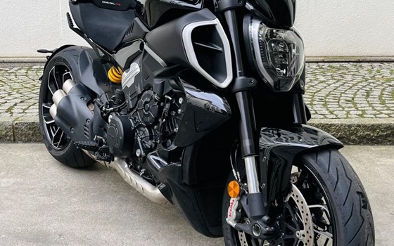 Gebrauchtmotorrad Ducati Diavel V4 - Bild 2