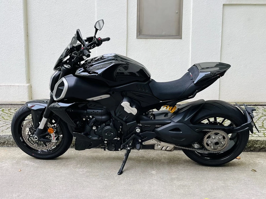 Angebot Ducati Diavel V4 Bild 4: Angebot Ducati Diavel V4