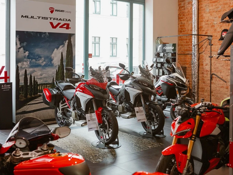 Angebot Ducati Diavel V4 Bild 7: Angebot Ducati Diavel V4