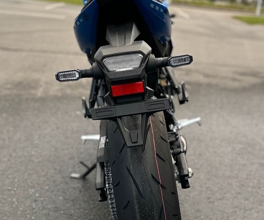 Zum Vergrößern bitte anklicken! Angebot Suzuki GSX-8R