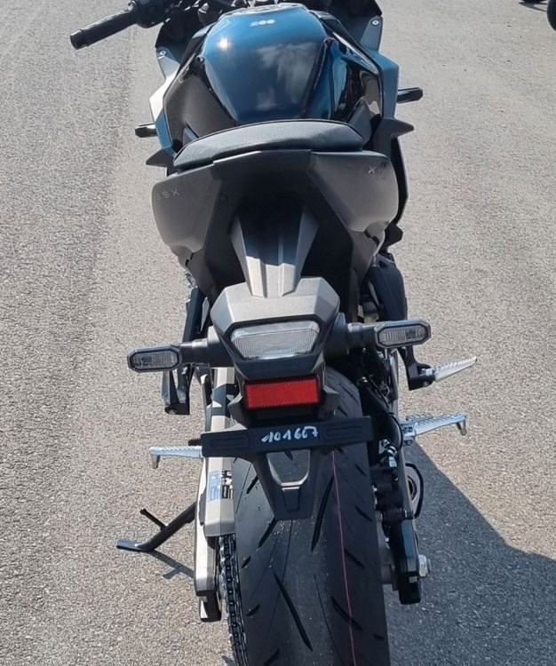 Zum Vergrößern bitte anklicken! Angebot Suzuki GSX-8R