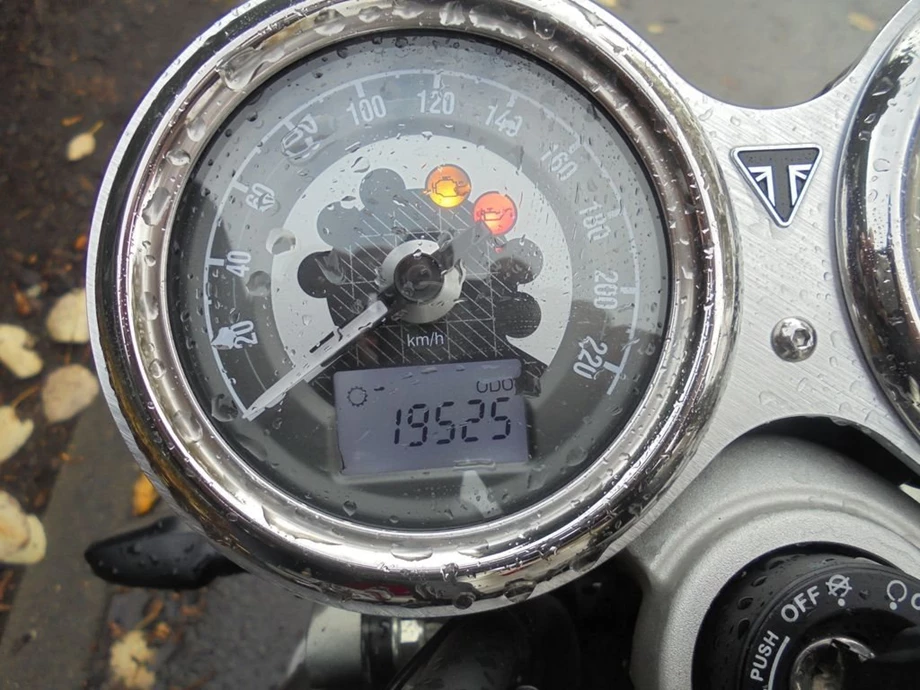 Angebot Triumph Speed Twin 1200 Bild 7: Angebot Triumph Speed Twin 1200