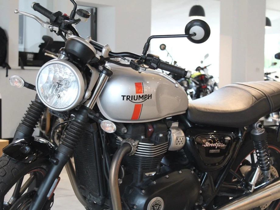 Angebot Triumph Street Twin Bild 8: Angebot Triumph Street Twin