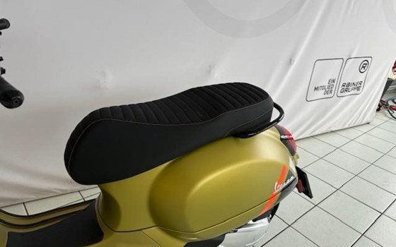 Neufahrzeug Vespa GTS 125 Super Sport - Bild 5 Neufahrzeug Vespa GTS 125 Super Sport - Bild 5