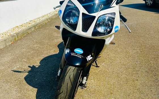 Gebrauchtmotorrad Honda VTR 1000 SP-1 - Bild 3 Gebrauchtmotorrad Honda VTR 1000 SP-1 - Bild 3
