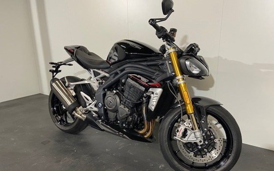 Gebrauchtmotorrad Triumph Speed Triple 1200 RS - Bild 8