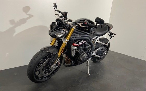 Gebrauchtmotorrad Triumph Speed Triple 1200 RS - Bild 3