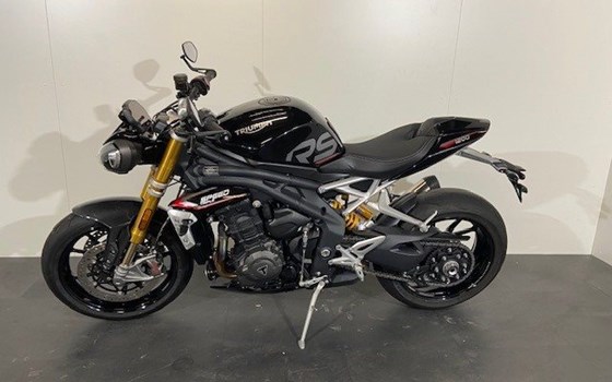 Gebrauchtmotorrad Triumph Speed Triple 1200 RS - Bild 4