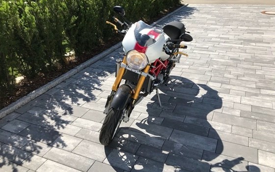 Gebrauchtmotorrad Ducati Monster S4RS - Bild 5 Gebrauchtmotorrad Ducati Monster S4RS - Bild 5