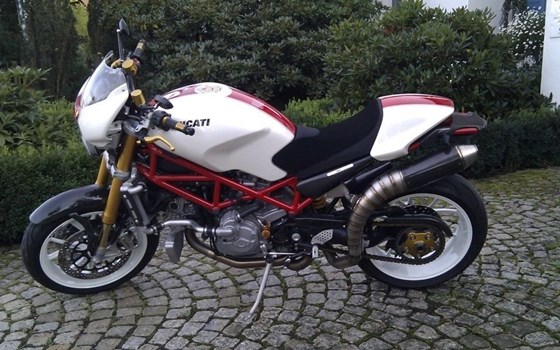 Gebrauchtmotorrad Ducati Monster S4RS - Bild 8 Gebrauchtmotorrad Ducati Monster S4RS - Bild 8