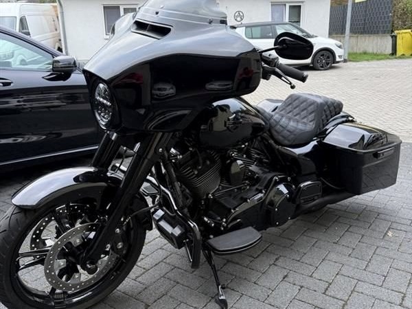 Gebrauchtmotorrad Harley-Davidson Electra Glide Ultra Classic FLHTCU