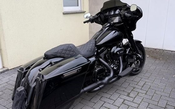 Gebrauchtmotorrad Harley-Davidson Electra Glide Ultra Classic FLHTCU - Bild 4