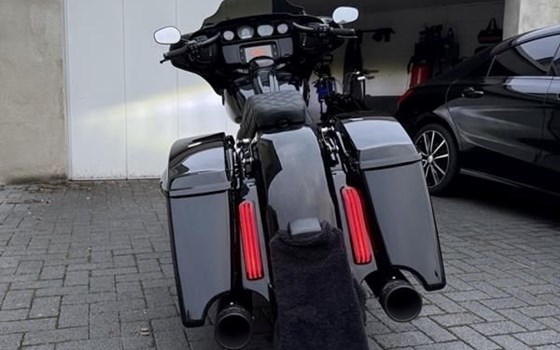 Gebrauchtmotorrad Harley-Davidson Electra Glide Ultra Classic FLHTCU - Bild 5