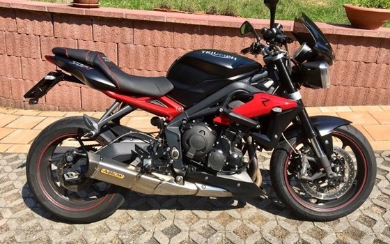 Gebrauchtmotorrad Triumph Street Triple R - Bild 2 Gebrauchtmotorrad Triumph Street Triple R - Bild 2