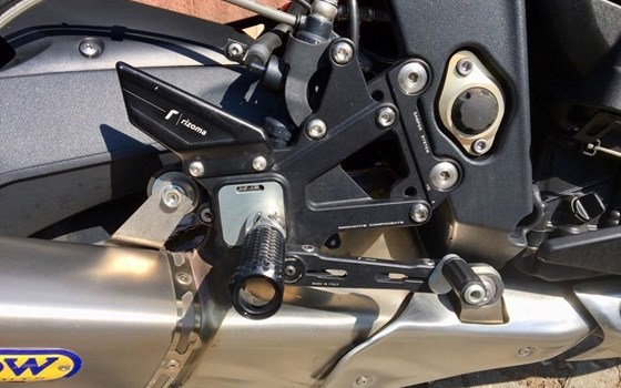 Gebrauchtmotorrad Triumph Street Triple R - Bild 5 Gebrauchtmotorrad Triumph Street Triple R - Bild 5