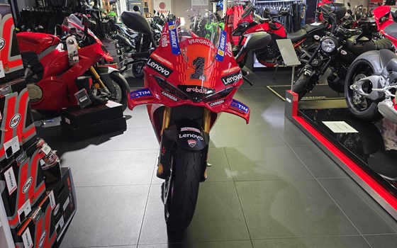 Gebrauchtmotorrad Ducati Panigale V4 S - Bild 2