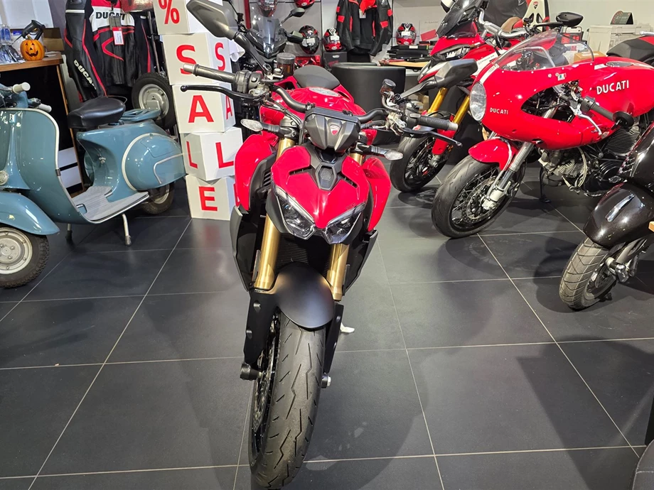 Angebot Ducati Streetfighter V2 Bild 2: Angebot Ducati Streetfighter V2