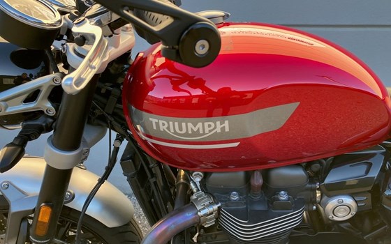 Gebrauchtmotorrad Triumph Speed Twin 1200 - Bild 3 Gebrauchtmotorrad Triumph Speed Twin 1200 - Bild 3