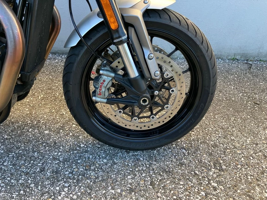 Angebot Triumph Speed Twin 1200 Bild 9: Angebot Triumph Speed Twin 1200