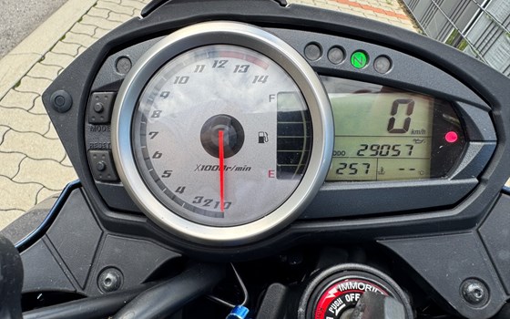 Gebrauchtmotorrad Kawasaki Z 750 - Bild 5 Gebrauchtmotorrad Kawasaki Z 750 - Bild 5