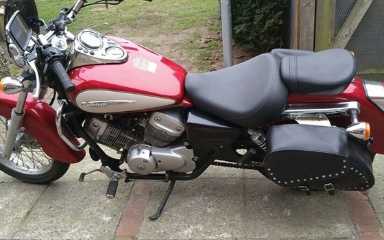 Gebrauchtmotorrad Honda Shadow 90 - Bild 2