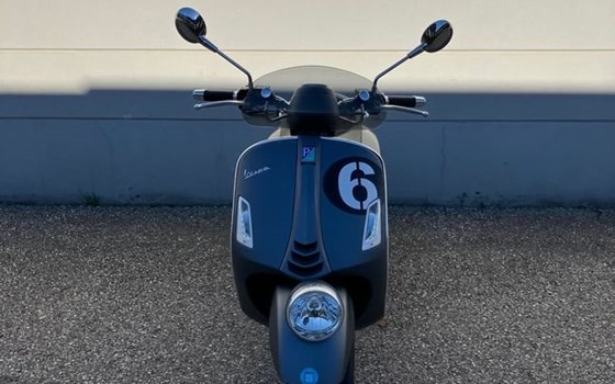 Gebrauchtmotorrad Vespa GTV Sei Giorni 300hpe - Bild 4 Gebrauchtmotorrad Vespa GTV Sei Giorni 300hpe - Bild 4