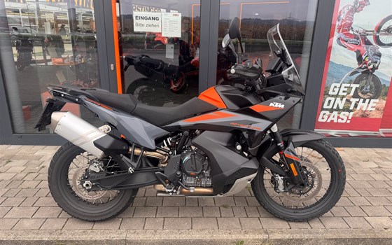 Gebrauchtmotorrad KTM 890 Adventure - Bild 2 Gebrauchtmotorrad KTM 890 Adventure - Bild 2