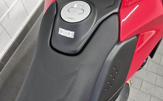 Gebrauchtmotorrad Ducati Hypermotard 698 Mono - Bild 3