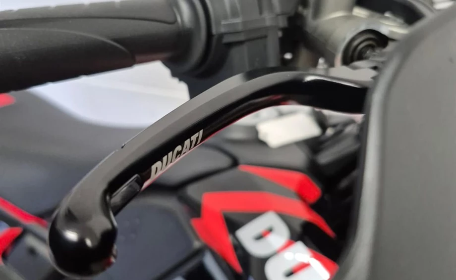 Angebot Ducati Hypermotard 698 Mono RVE Bild 5: Angebot Ducati Hypermotard 698 Mono RVE