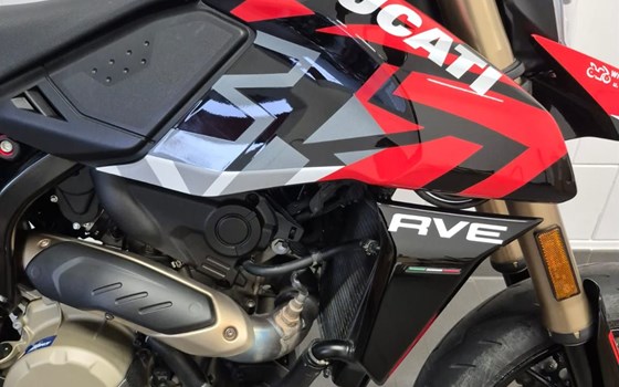 Gebrauchtmotorrad Ducati Hypermotard 698 Mono RVE - Bild 6