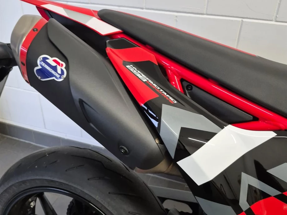 Angebot Ducati Hypermotard 698 Mono RVE Bild 8: Angebot Ducati Hypermotard 698 Mono RVE