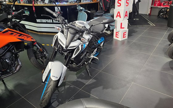 Gebrauchtmotorrad Yamaha MT-125 - Bild 1