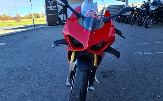 Gebrauchtmotorrad Ducati Panigale V4 S - Bild 6 Gebrauchtmotorrad Ducati Panigale V4 S - Bild 6