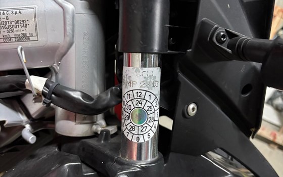Gebrauchtmotorrad Aprilia SX 50 Supermoto - Bild 3 Gebrauchtmotorrad Aprilia SX 50 Supermoto - Bild 3
