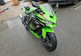 Gebrauchte Kawasaki Ninja ZX-4RR