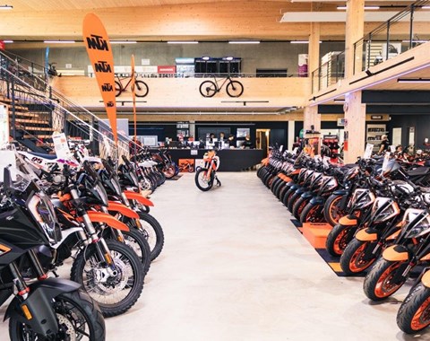 zum Vergrössern bitte anklicken!