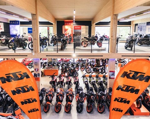 zum Vergrössern bitte anklicken!