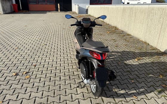 Gebrauchtmotorrad Piaggio Medley 125 - Bild 5