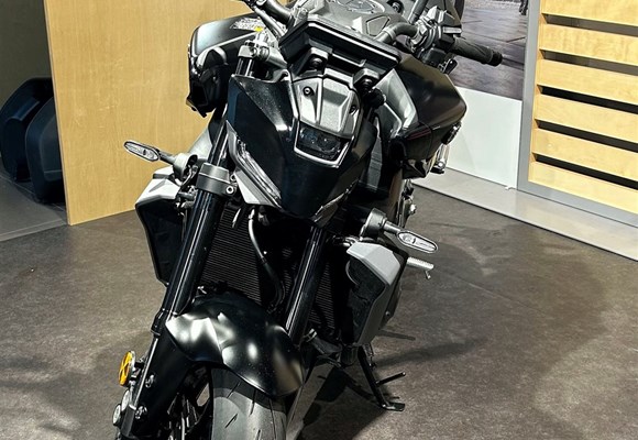Yamaha MT-09 Y-AMT