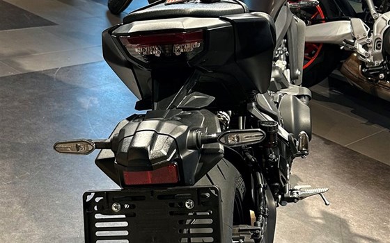 Neufahrzeug Yamaha MT-09 Y-AMT - Bild 3 Neufahrzeug Yamaha MT-09 Y-AMT - Bild 3