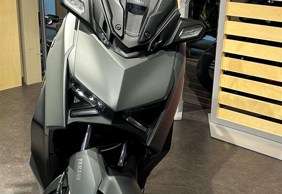 Yamaha XMAX 300