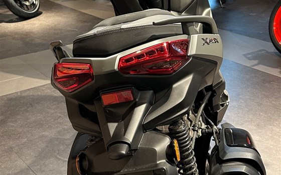 Neufahrzeug Yamaha XMAX 300 - Bild 3 Neufahrzeug Yamaha XMAX 300 - Bild 3