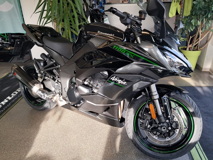 Kawasaki Ninja 1100SX