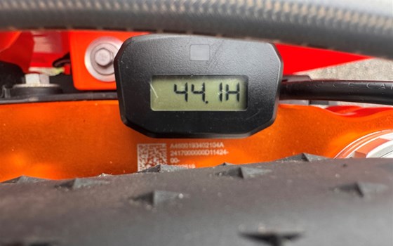 Gebrauchtmotorrad KTM 450 SX-F Factory Edition - Bild 12 Gebrauchtmotorrad KTM 450 SX-F Factory Edition - Bild 12