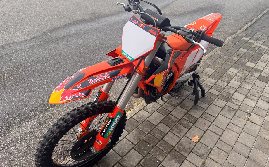 Angebot KTM 450 SX-F Factory Edition Bild 5: Angebot KTM 450 SX-F Factory Edition