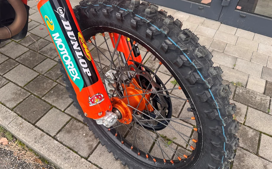 Angebot KTM 450 SX-F Factory Edition Bild 9: Angebot KTM 450 SX-F Factory Edition