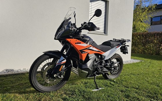 Gebrauchtmotorrad KTM 890 Adventure - Bild 2 Gebrauchtmotorrad KTM 890 Adventure - Bild 2